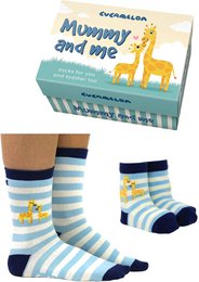  Soft, comfortable baby socks featuring a giraffe design in a variety of pastel colors and stripes. Perfect for keeping little feet warm and cozy.