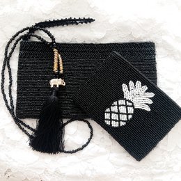 Lola black pouch in glass beads