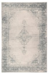  Vintage-style cream-colored area rug with intricate gray patterning, measuring 120 x 160 cm, made of soft, machine-washable material.