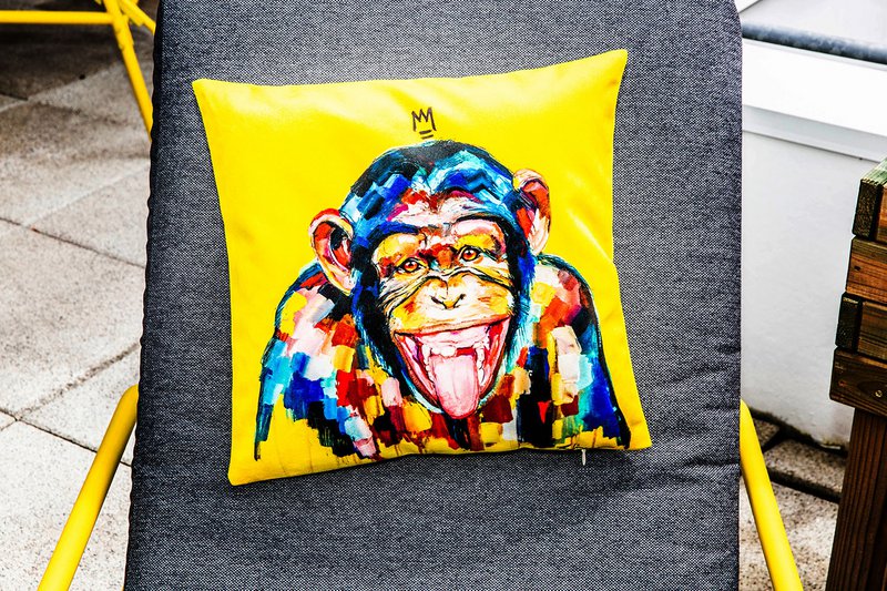 Cushion Funky Monkey af Vincent Richeux