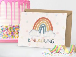 Regenboog uitnodigingskaart kinderfeestje of uitnodiging voor doop, communie, vormsel of jeugdwijding om de envelop in te vullen