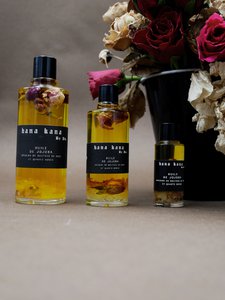 Jojoba oil, rosebuds, rose quartz