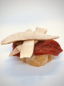 WHITE TUNA BELLY. CATCH OF THE CANTABRIAN SEA