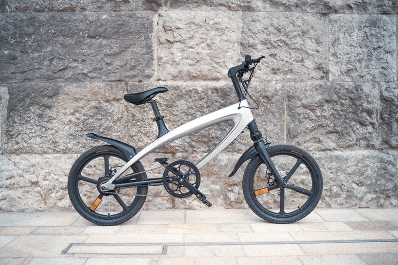 La Cruzaa Pedal assist Bluetooth Bicicletta elettrica Solarbeam Yellow