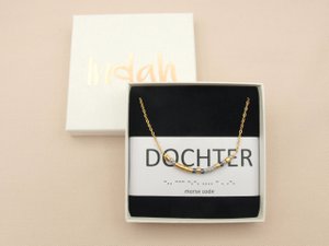 Morse code ketting, dochter
