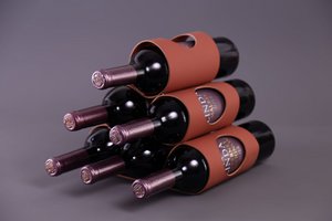 VACAVALIENT - RUCA WINE REK - BRUIN