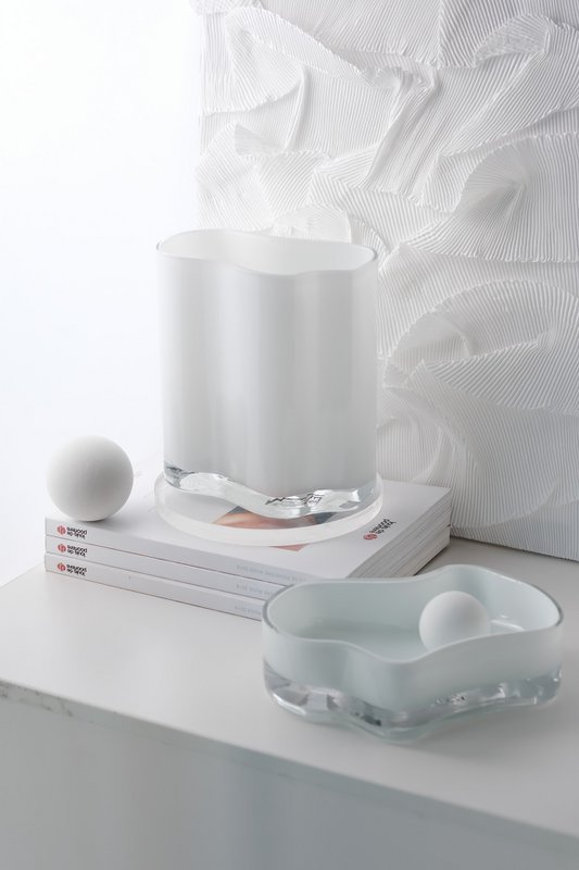 New modern design vase inspired by CORAL and Aalto, middle size, COR20WH