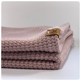 Fleur gestrickte Krippendecke