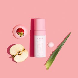 A gentle, plant-derived mousse cleanser that dissolves buildup and impurities, leaving skin feeling clean and refreshed.