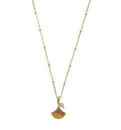 Gold-toned necklace with ginkgo leaf and labradorite pendant. Delicate chain with ginkgo leaf charm and natural labradorite stone.