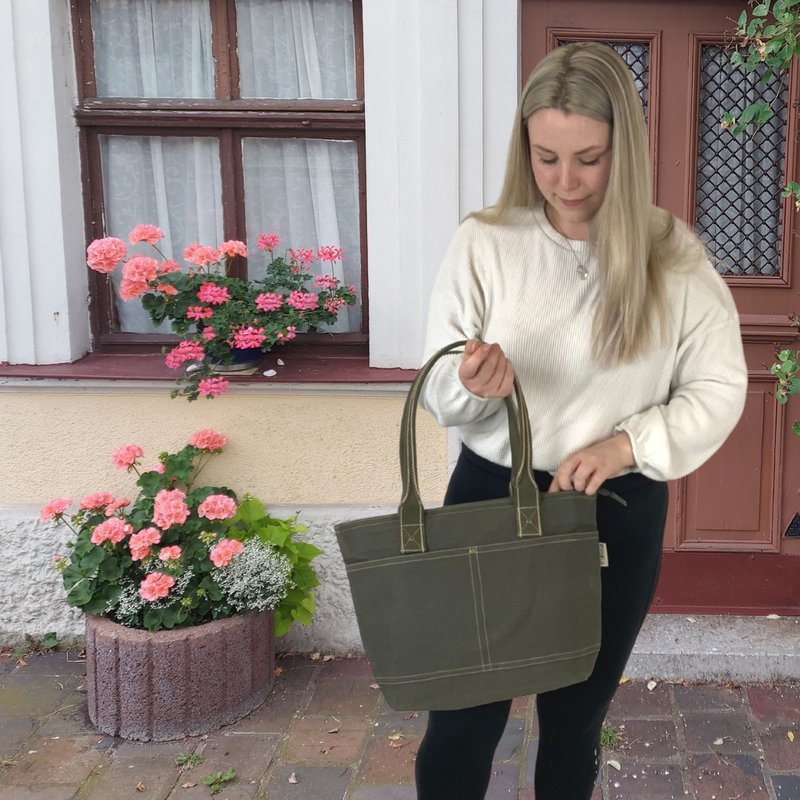 Domelo shopper i voksbehandlet lærred til kvinder. Vandafvisende håndtaske. Vegansk skuldertaske. Monokrom dametaske, der passer til A4