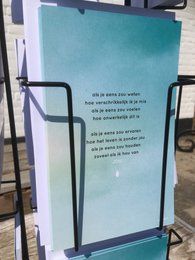 Afficher avec des souhaits de papier plus proche