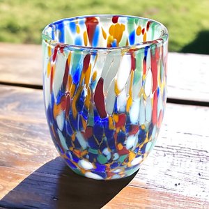 Schotenglazen in de hand blazen en handgemaakt glas met Murrine di Murano, "I Colori di Murano" lijn 50 ml. Gemaakt in Italië