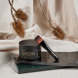 Mascarilla facial calmante y reafirmante con ginseng