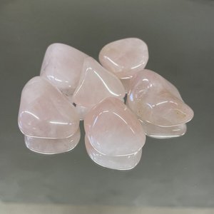 Rose quartz; Price per 100 grams