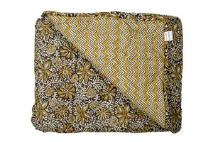 Throw Santa Eulalia mustard 130x170
