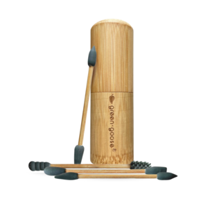 green-goose wiederverwendbare Wattestäbchen (4 Stück) im Bambushalter