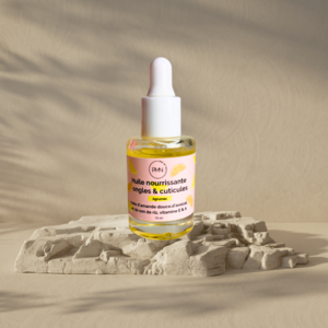 Citrus fragrance nail and cuticle nourishing oil