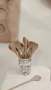 Löffel für Walnussmarmelade