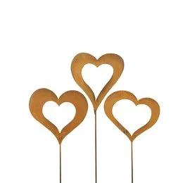 Metal heart-shaped plug ornaments in 3 motifs, measuring 15-17 cm in height and 60 cm in total height. Suitable for use as statues or decorative accents.