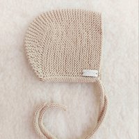 Merino bonnet hat sand