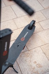 Bluetooth E Scooter - Der offizielle Elektroroller von Cruzaa City