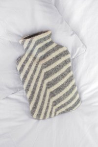 Heetwaterkruikenhoes / warmwaterkruikenhoes laat graniet achter