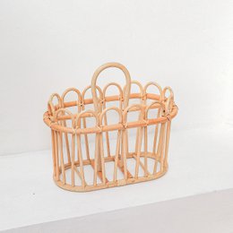 Aviskurv | Magasinkurv KUNO lavet af rattan