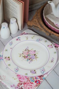 Porcelain large plate Flora 26 cm Isabelle Rose