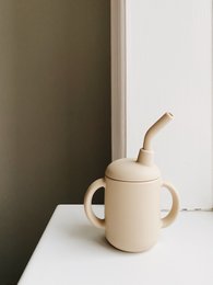 Sippy Cup in silicone - Beige ostrica