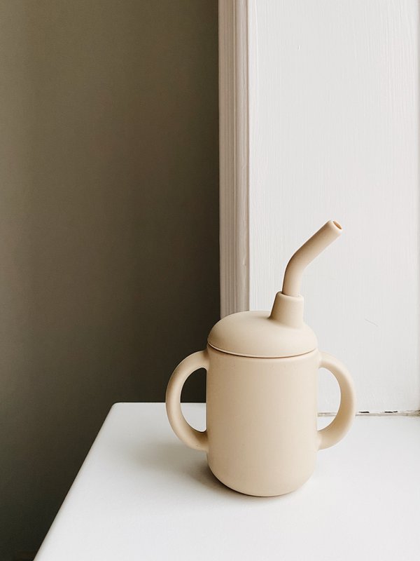 Sippy Cup in silicone - Beige ostrica