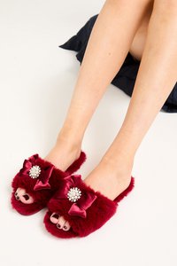 Anya Slippers in Red