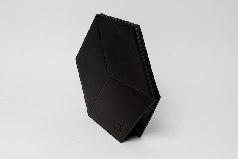 Esacubo piatto nero
