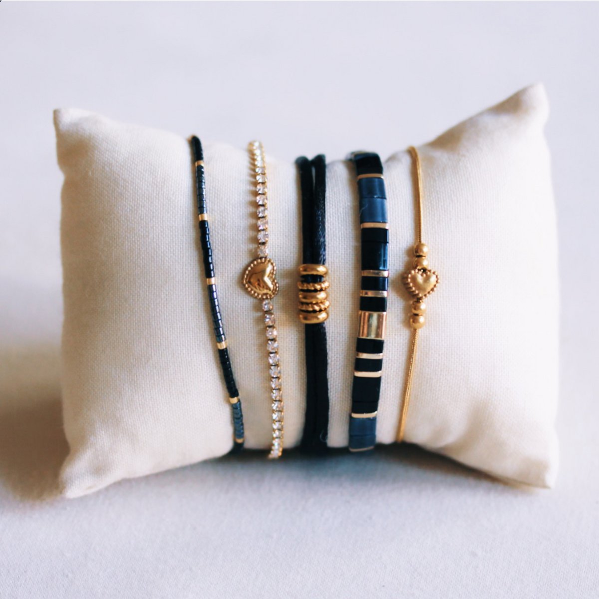 Tilabead bracelet – black/anthracite/gold-plated