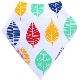 Puntslab Colorful Leaves - baby slabbetje