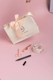 Lovely Lashes Deluxe Kit mit schwarzem Eyeliner