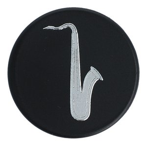 Magnet with silver saxophone