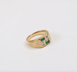 Harpa - Signet Ring for Women