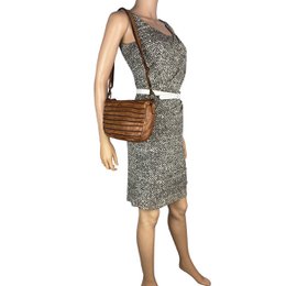 Borsa A Spalla Da Donna Realizzata In Pelle Lavata In 4 Colori