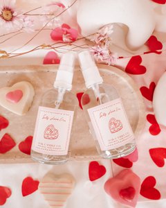 Self Love Era Raum- und Leinenspray