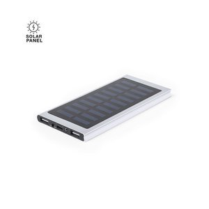 SILVER External auxiliary battery with solar recharge and high charging capacity -8,000 mAh-. Made of aluminium, with Type C input/output connector and 2 USB outputs.