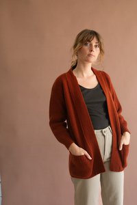 Gonda long cardigan Mars red merino wool