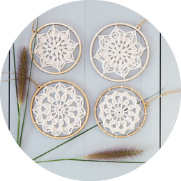 Juleferie kreativt tip! - DIY julekuglehæklesæt med træringe