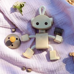 Titi Cute Wooden Robot Sister