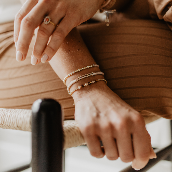 Bracciale con perline miyuki nere