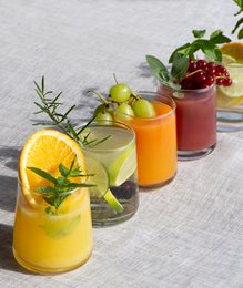  Clear glass cocktail drinking glasses set, mixed drinks cold beverages, transparent tall tumblers.