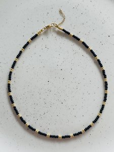 Halskette Schwarz und Gold