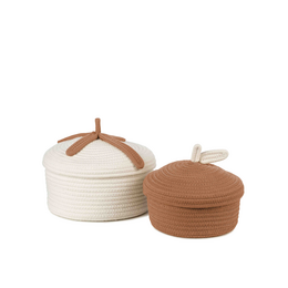  Woven baskets in natural tones, suitable for storing toys or other items in a child's room. The baskets feature a round shape and a lid, providing storage and organization.