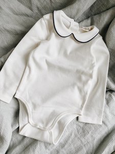 Bodystocking mit rundem Kragen - marineblaue Paspeln