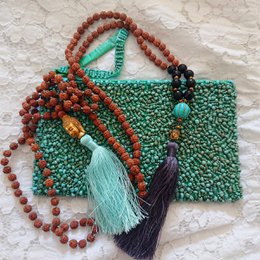 Lola turquoise pouch in glass beads